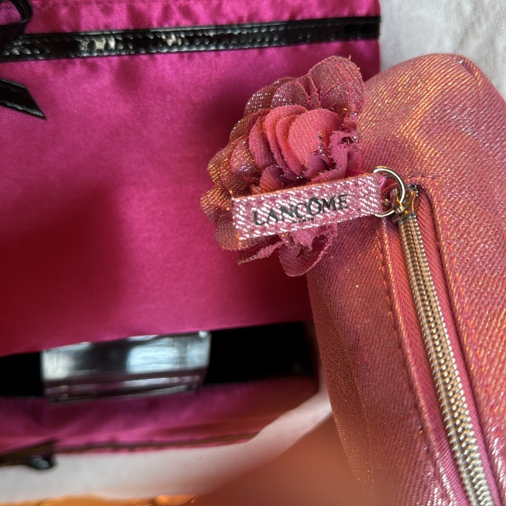 Lancôme Pink Makeup Women's 2 Bag Set! NWOT! - Picture 2 of 12